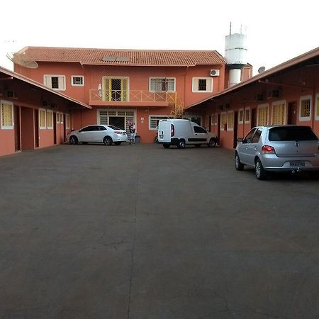Hotel Tucunare Planura Bagian luar foto